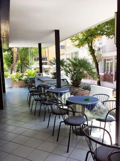 Hotel Penny Rimini Exterior photo