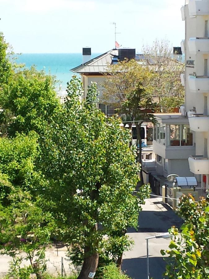Hotel Penny Rimini Exterior photo